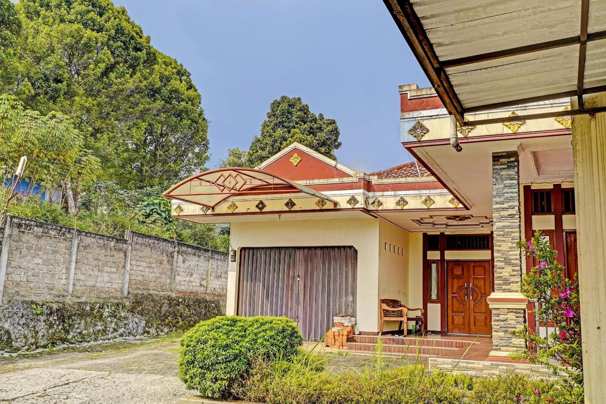 Oyo Life 91469 Pondok Pelita Lembang Exterior photo